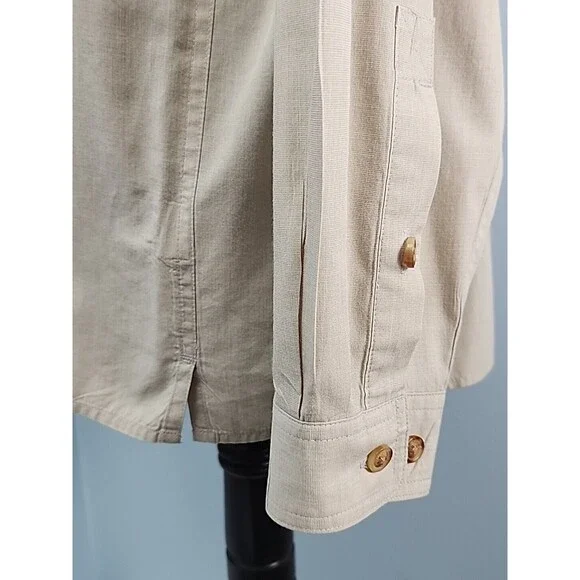 Orvis Mens Medium Long Sleeve Khaki Fishing Shirt Mesh Lined Vented Back - Picture 15 of 16